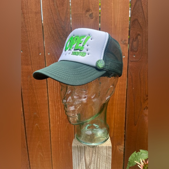 Custom Ope! Thrifted Trucker Hat 💚✨ - Picture 2 of 6